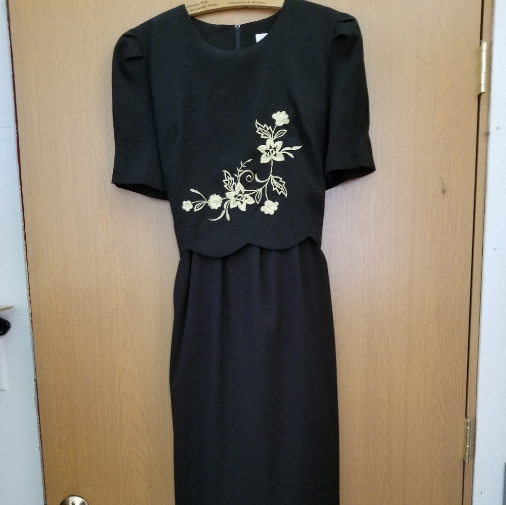 Miss Dorby dress